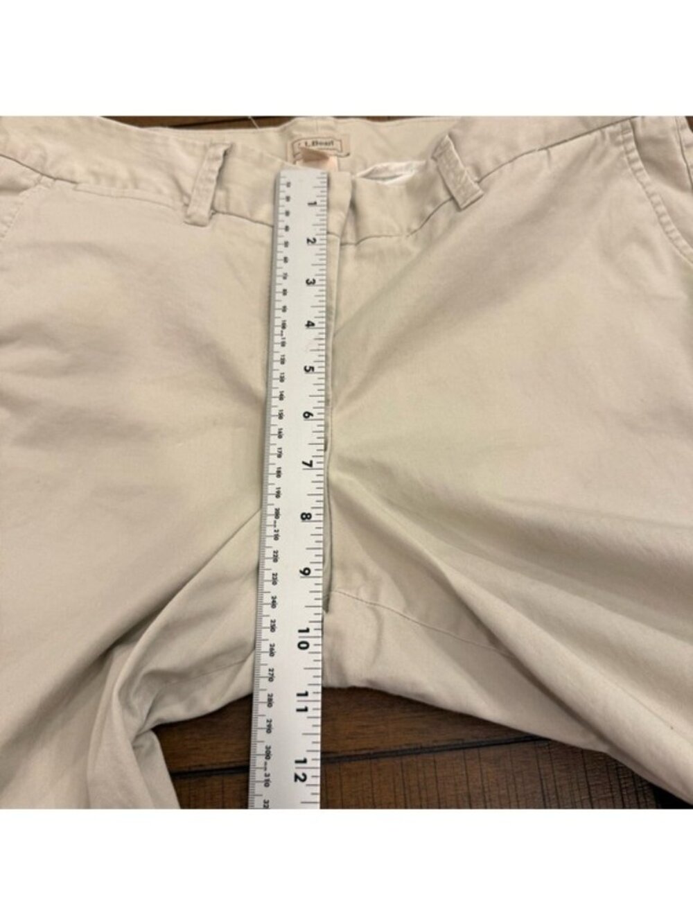 L.L. Bean Women’s Classic Chino Shorts Size 10 Beige Style 0GLU3 Mid Rise Khaki - Picture 10 of 12
